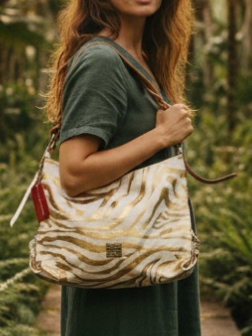 COPY - NWT dooney and Bourke bag